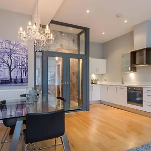  Apartment Fitzrovia Mansion In Belfast's Cathedral Quarter